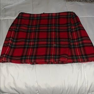 Hollister red plaid skirt